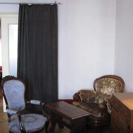 بيت شباب Red Bed & Breakfast صوفيا